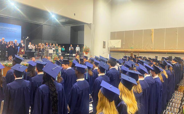 graduation day lycée Winston churchill