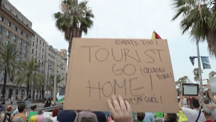 Tourismophobie et contre expat BCN manif juillet 2024