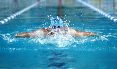 Léon Marchand le roi des bassins aux Jeux Olympiques de Paris 2024