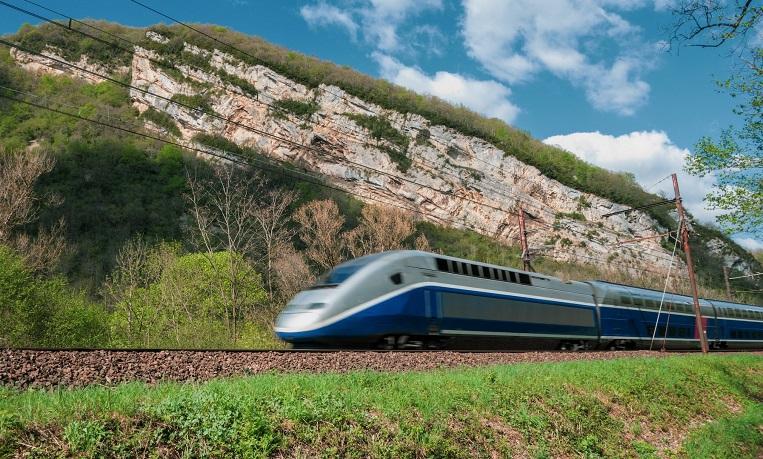 circulation d'un train TGV à grande vitesse free-nomad-unsplash