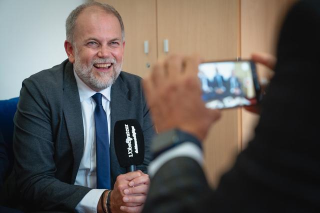 Jean-Marc Merriaux lors de l'inauguration (et de la rentrée scolaire) de la nouvelle antenne de l'école Majorelle à Benguerir, Maroc le 5 septembre 2024 