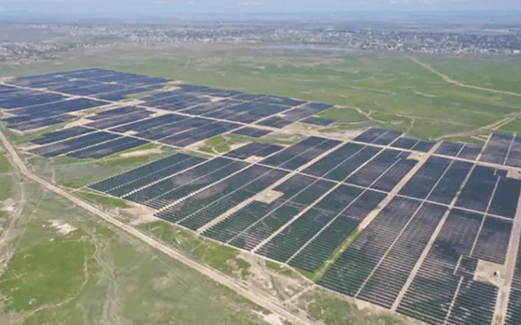 Une ferme photovoltaïque dans la région de Battambang. Photo : Total Eren