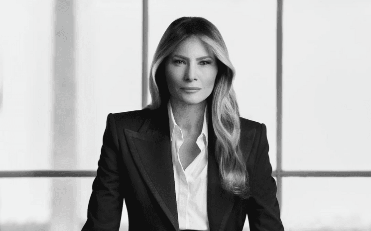 Melania Trump dévoile son portrait officiel