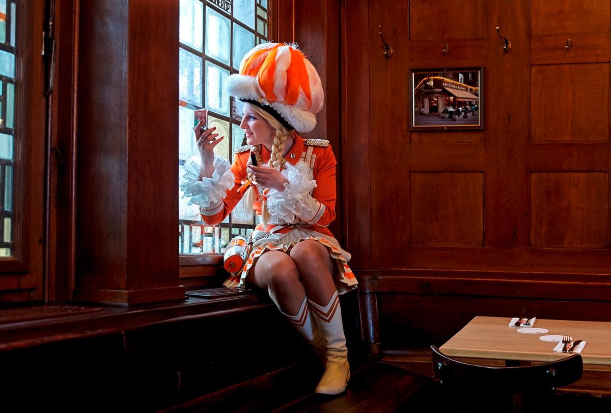 Costume coloré pour le Carnaval de Cologne