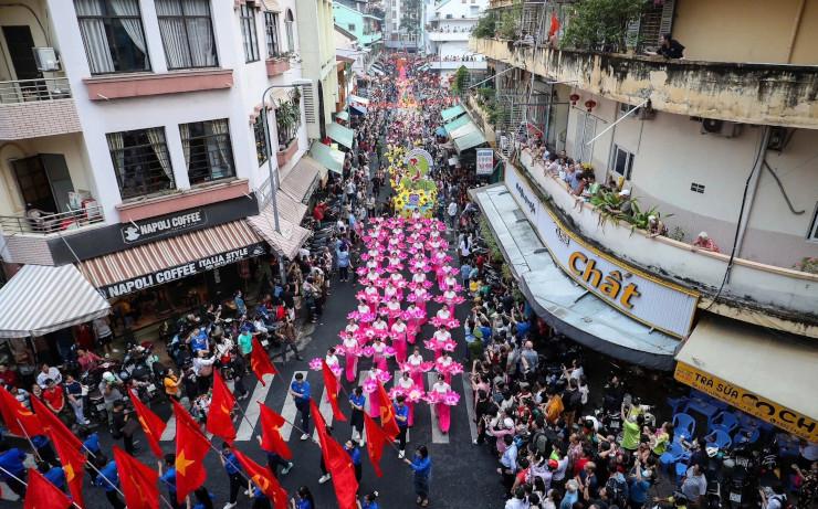 Fête des lanternes à Saigon