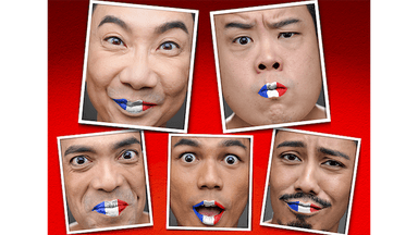 L'affiche du spectacle A French Kiss in Singapore, du 17 au 27 avril 2025 à Singapour.