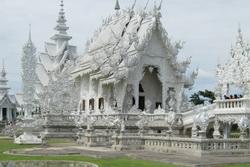 Temple-blanc-Chiang-Rai