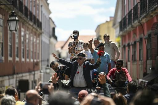 Célébrations révolution des oeillets