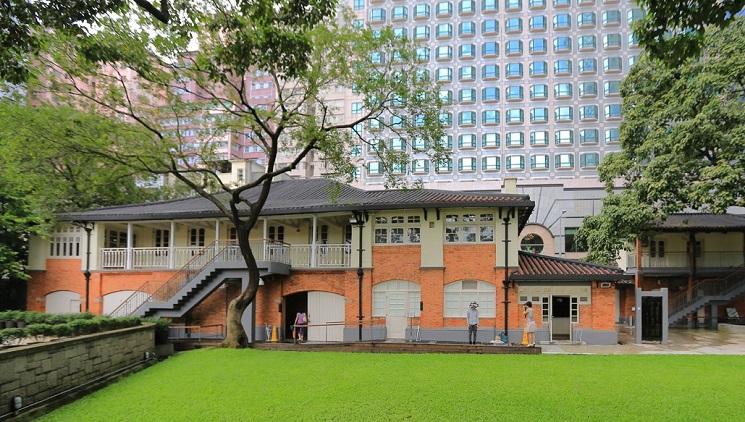 Oi! à North Point dans l'ancien Royal Hong Kong Yacht Club