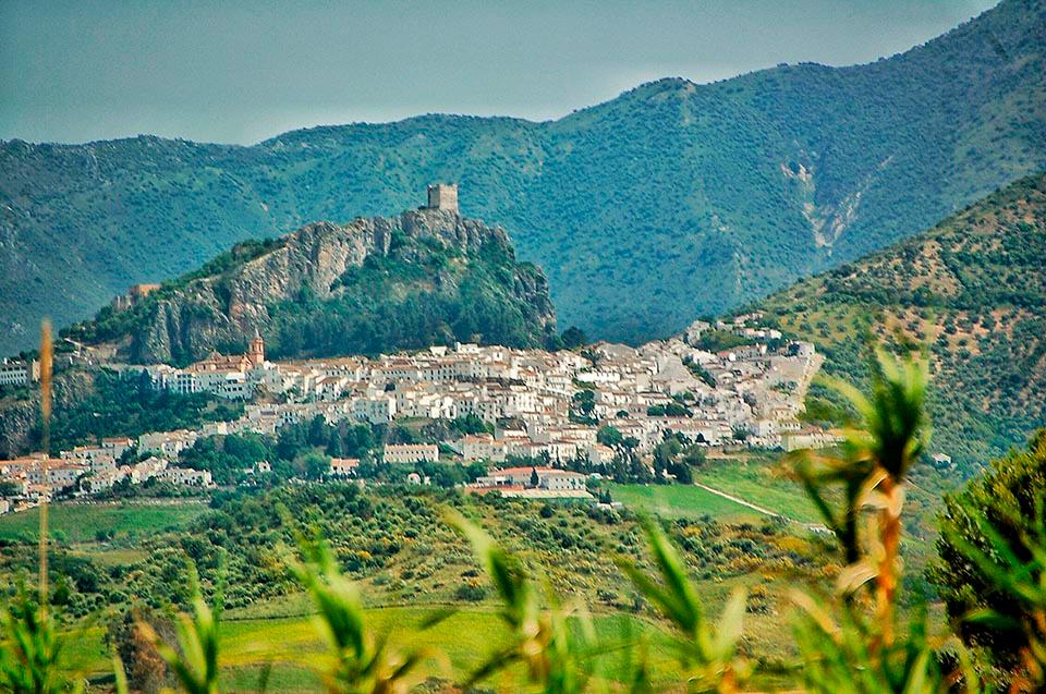 Zahara de la Sierra Cadix Andalucia Turismo 