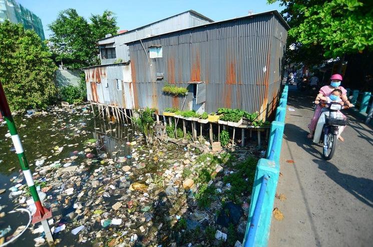 des déchets plastiques au vietnam