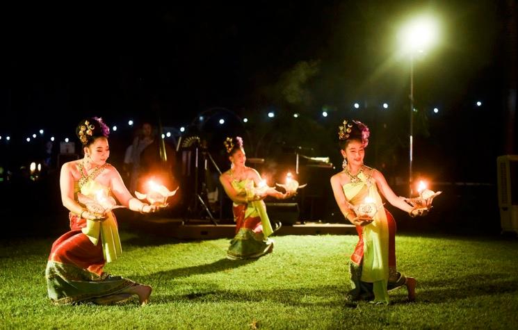 loy-krathong-danse