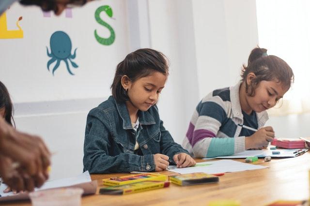 enfant masque cornavirus école Allemagne