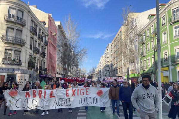 manifestation contre la crise du logement au Portugal