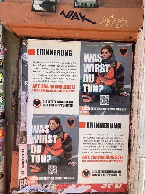 affiche du groupe letzte generation dans berlin