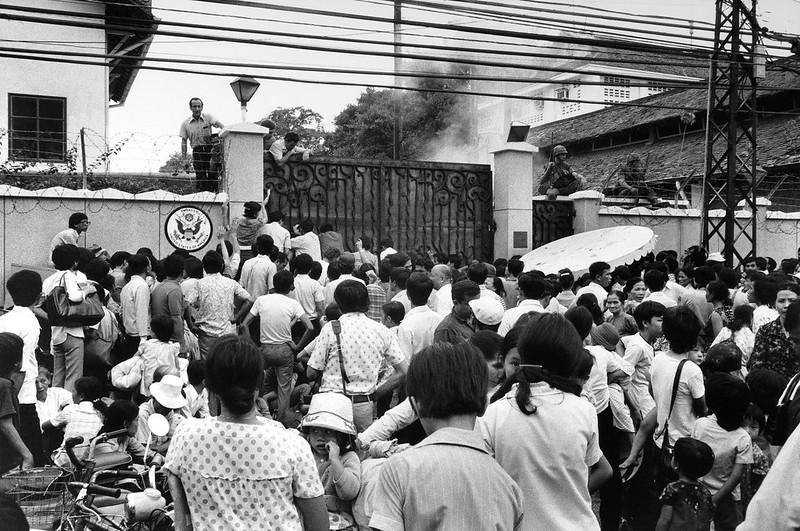 chute saigon vietnam