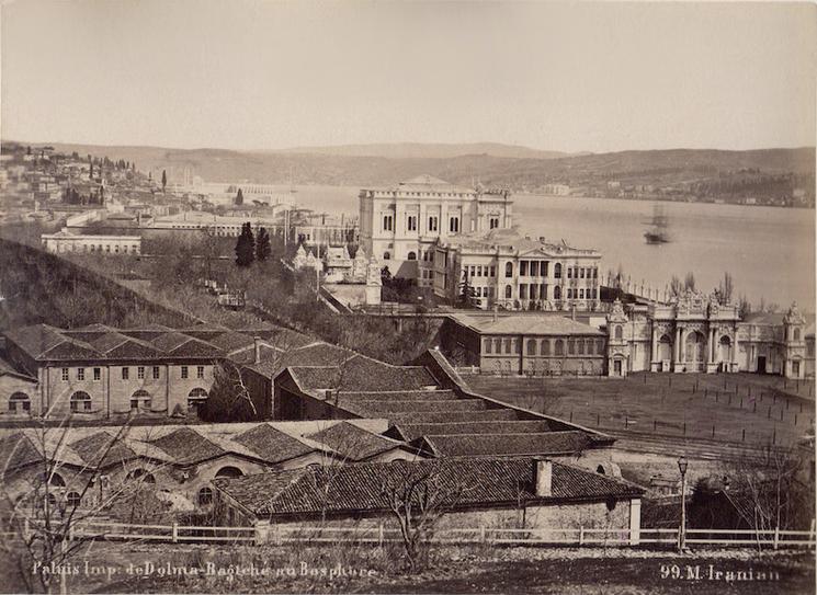 vue sur le palais de Dolmabahçe