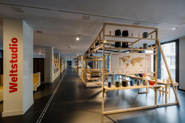 La salle du Welt studio dans l'exposition Berlin Global