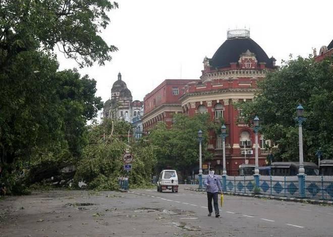 cyclone amphan calcutta kolkatta