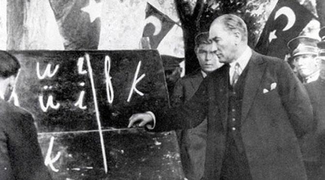 Atatürk et la révolution des lettres