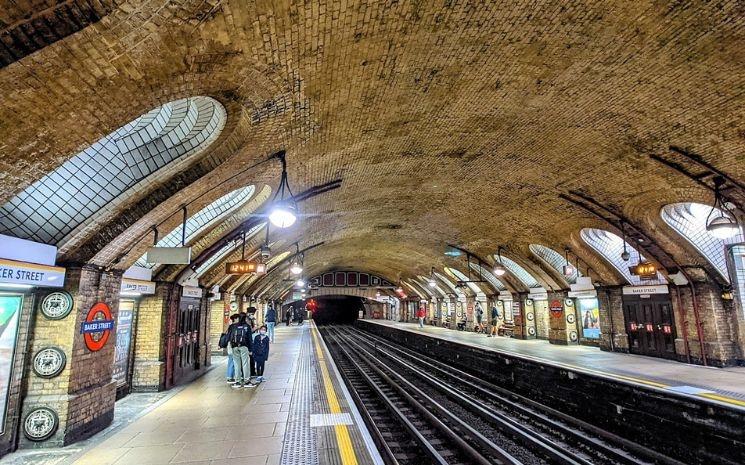 Baker street tube station 