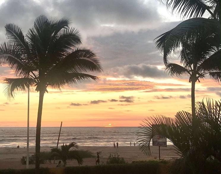 Le coucher de soleil sur l'Océan, à Pointe Noire, le but du voyage