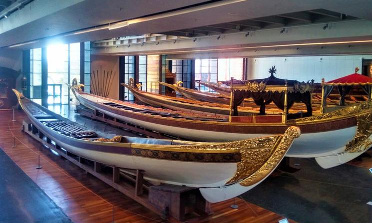 Caïques impériaux au Musée de la Marine