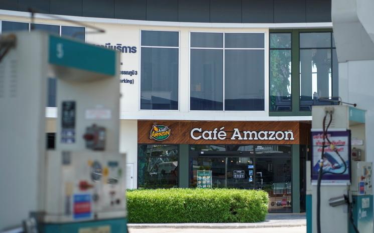 Un Cafe Amazon dans une sation service PTT en Thailande