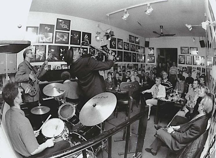 Intérieur du jazz bar