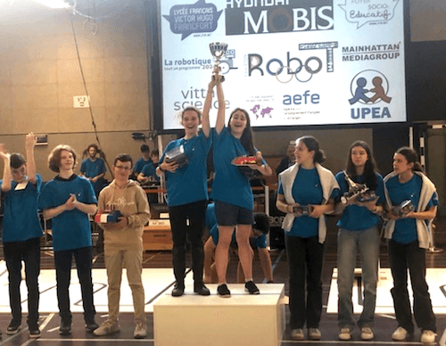 concours de robotique 2024 lycée français international Victor Hugo