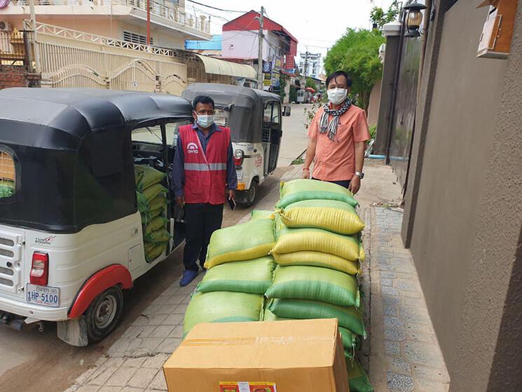 Collecte de denrées pour distribué aux nécessiteux de Siem Reap 