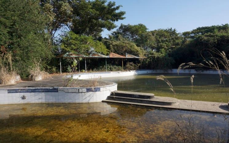 parc aquatique abandonné à chiang mai