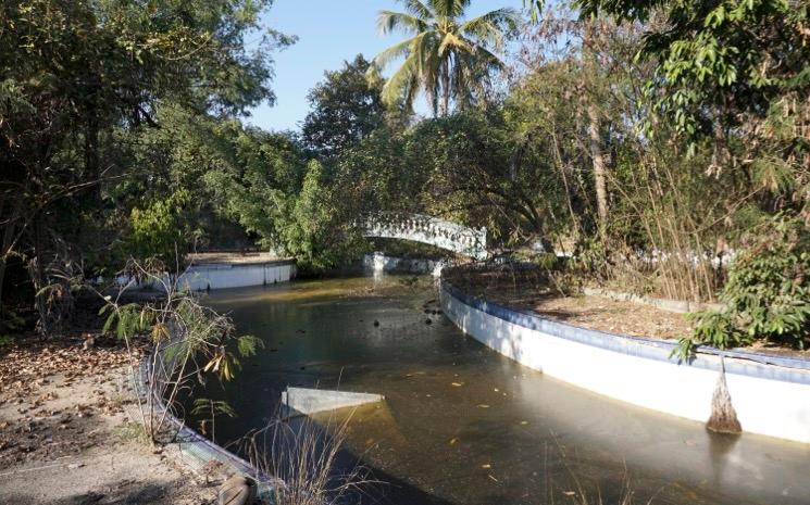 parc aquatique abandonné à chiang mai