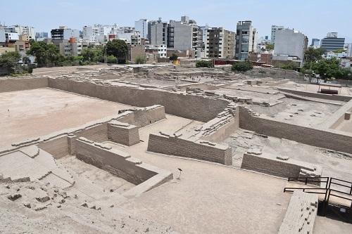 Le monument de la Huaca Pucllana, symbole de la culture Lima