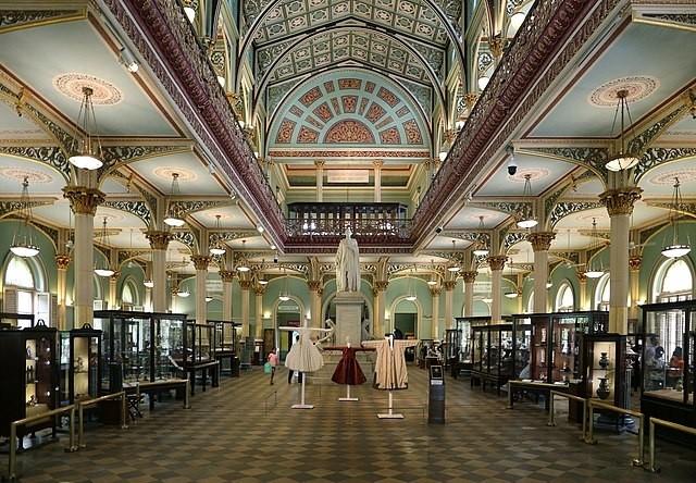 L'intérieur du Dr. Bhau Daji Lad Museum à Mumbai