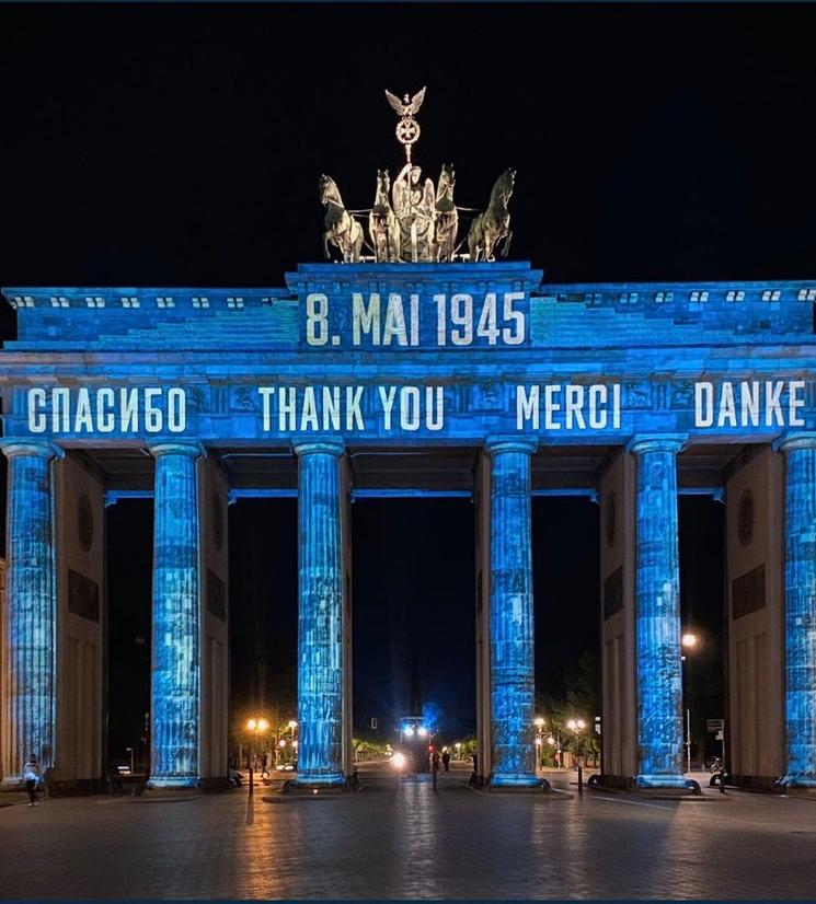 Porte de Brandebourg 8 mai 