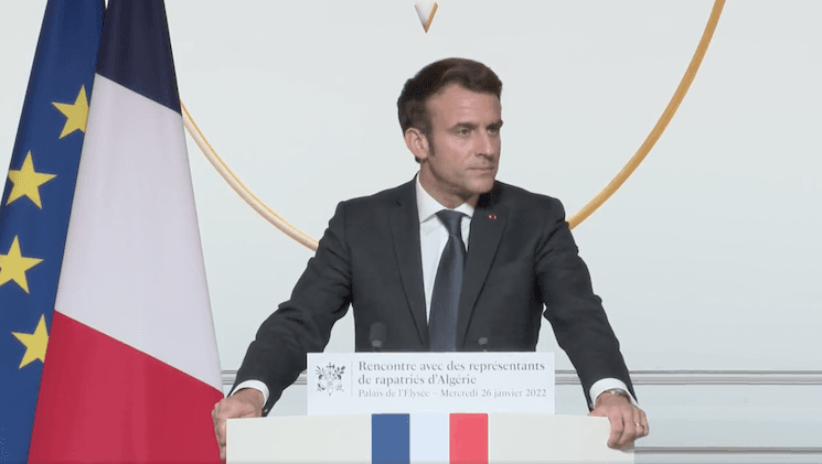 Emmanuel Macron prononce un discours sur les pieds-noirs