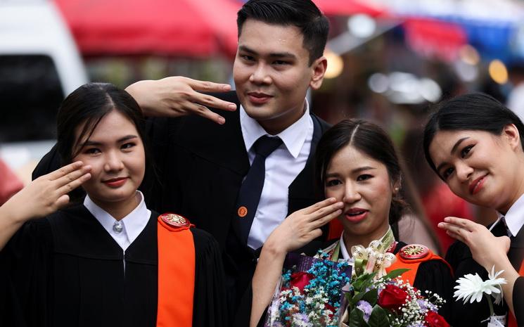 Etudiants contestataires a Bangkok