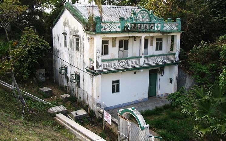 Une école abandonnée à Ma Wan Village Hong Kong