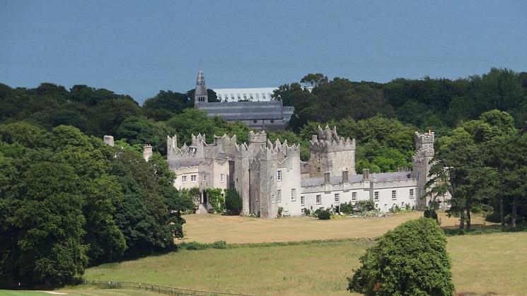 Howth Castle