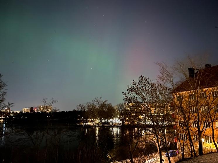 Aurore boréale dans le ciel de Stockholm © Fabienne Roy