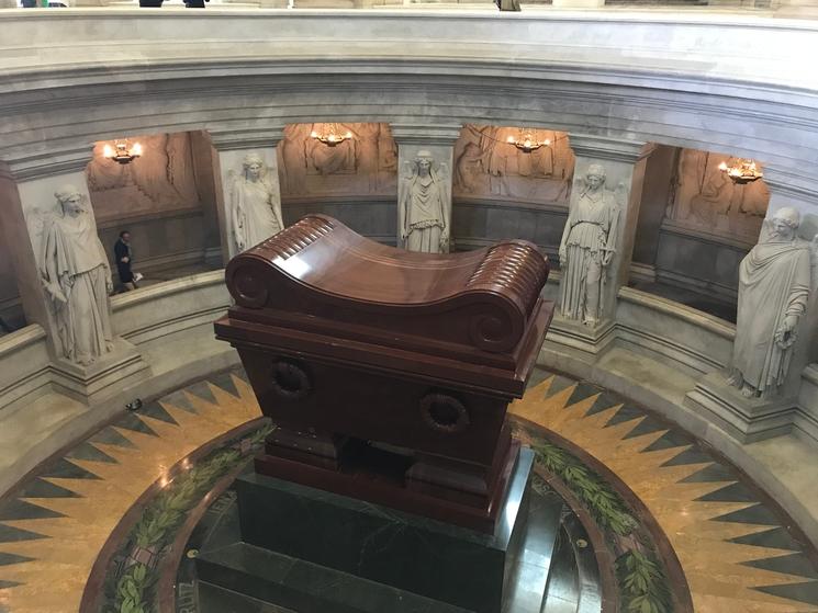 Le sarcophage de Napoléon à l'Hôtel des Invalides