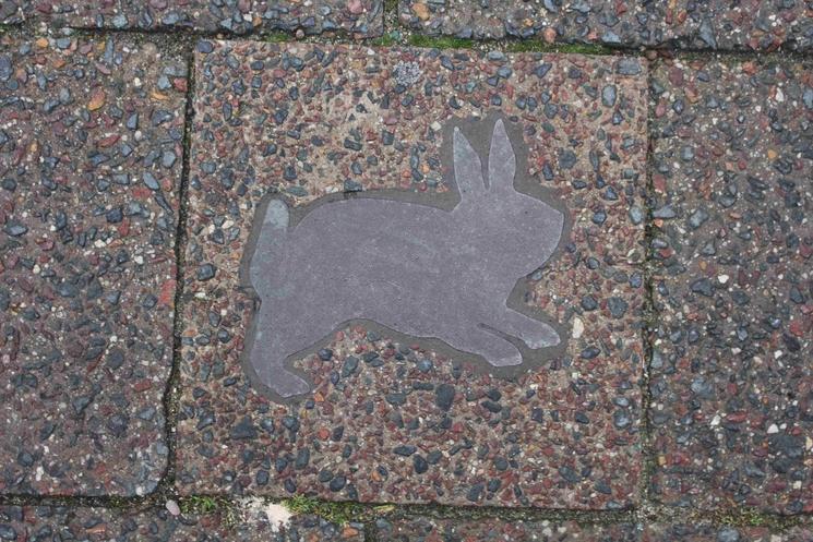 Plaque lapin en laiton