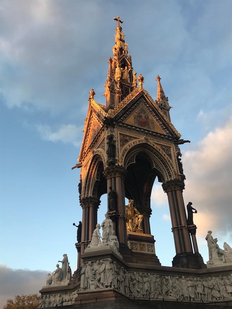 Albert memorial Kensington Gardens Londres