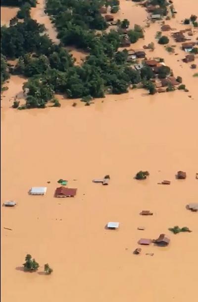 Rupture d'un barrage au Laos