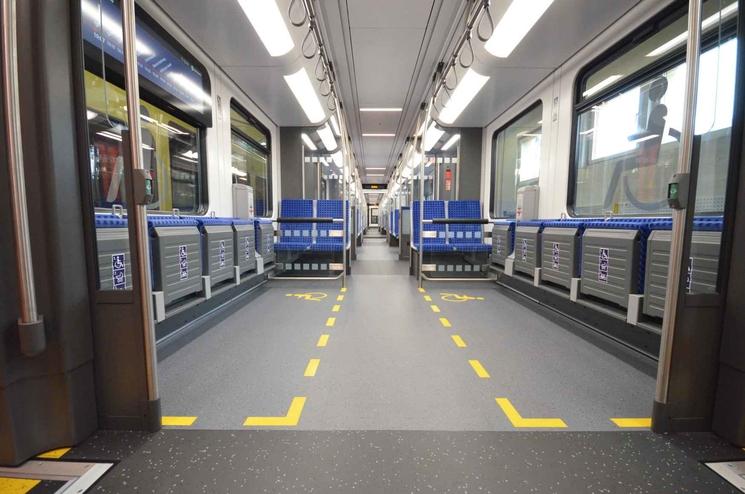 Intérieur S-Bahn avec espace handicapé