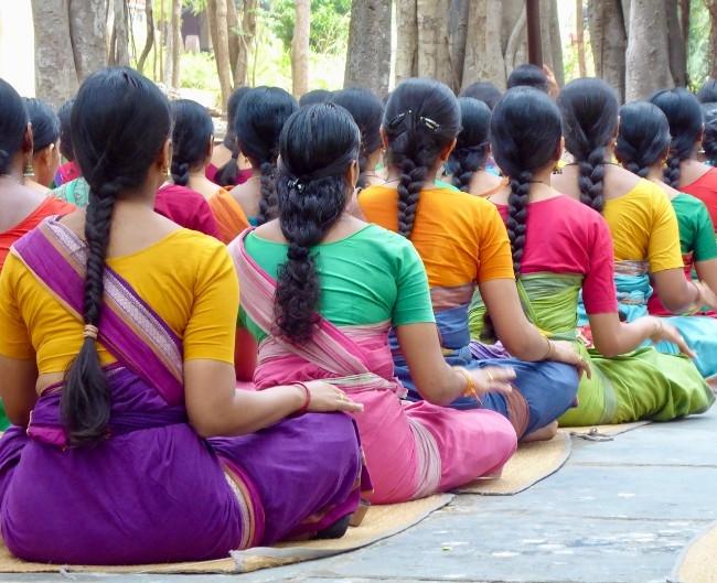 Des danseuses de l'école Kalakshetra à Chennai