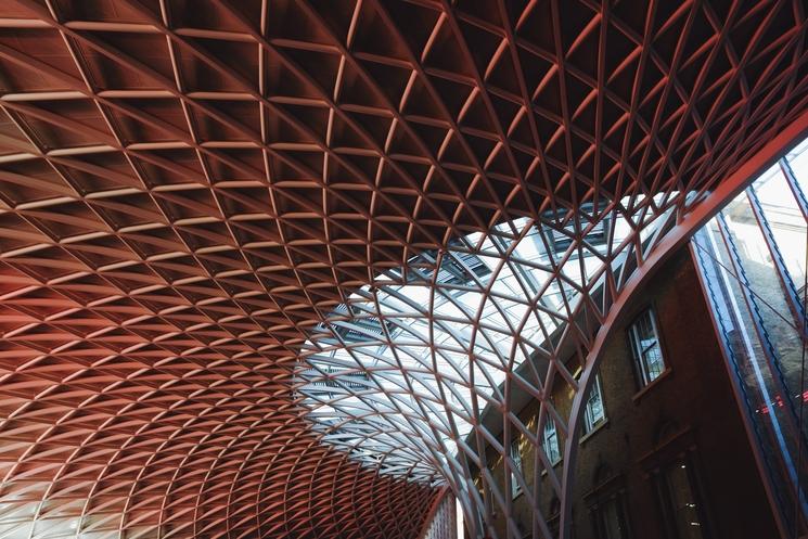 Structure métallique gare de Kings Cross à Londres