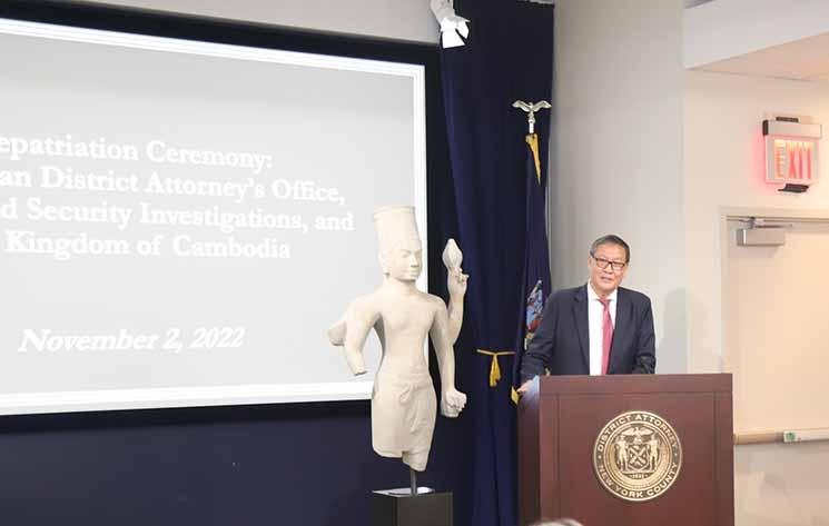 L’ambassadeur du Cambodge au Etats unis, Keo Chhea