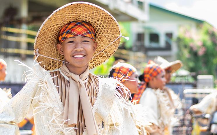 festival-sandurot-dumaguete